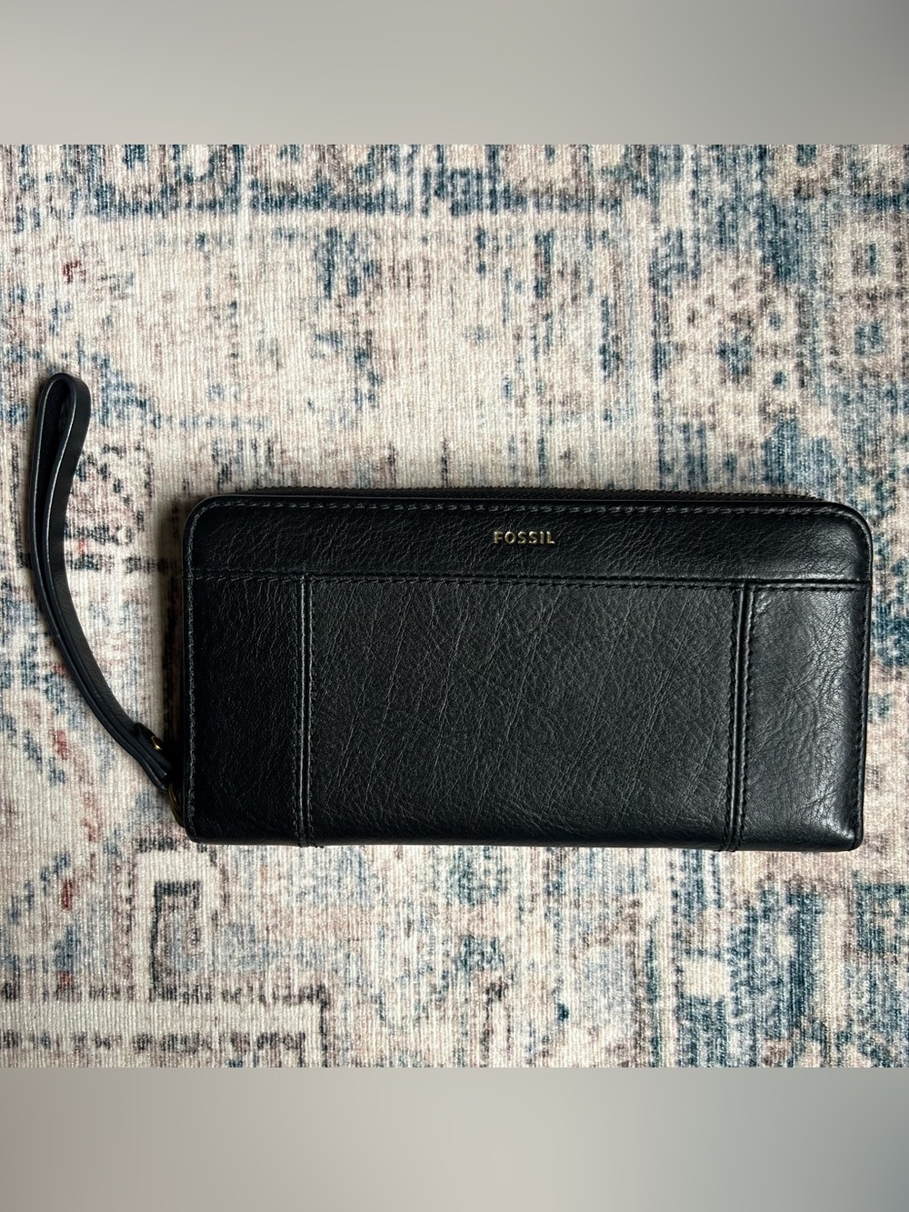 Fossil Jori RFID Zip Clutch Black Leather Wristlet Wallet Purse